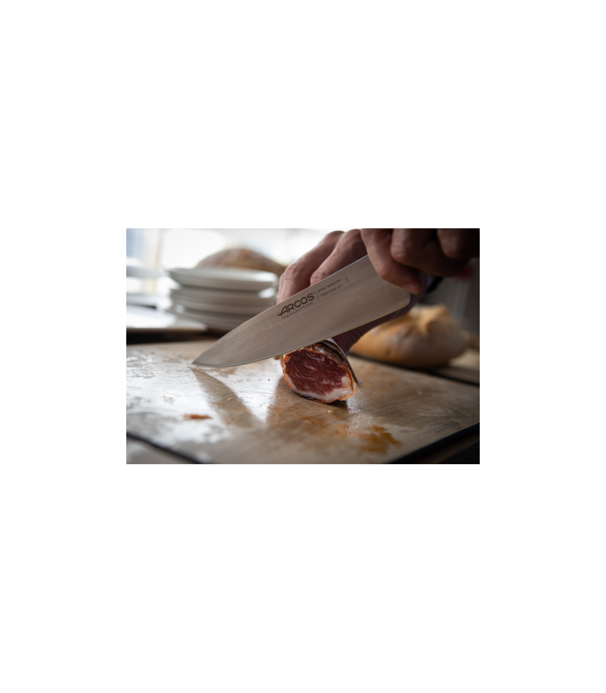 ARCOS 190823 - Cuchillo Cocinero Profesional Forjado 25 cm. Serie BROOKLYN